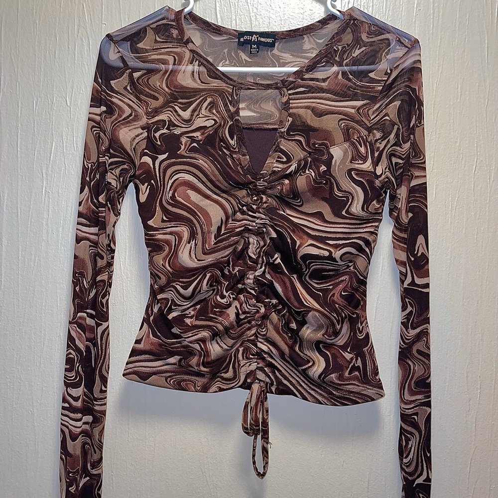 (M) Almost Famous Top